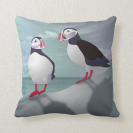 Puffins Design Throw Kissen