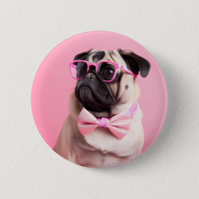 pug dog wearing bow button (Vorderseite)