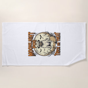 Pug Halloween-Shirt mit Vintage-Engraving-Mond_1 Strandtuch