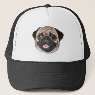 Pugzy font face au casquette