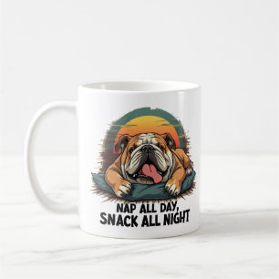 Pummeliger Englischer Bulldogge Schlaf und Snack Kaffeetasse