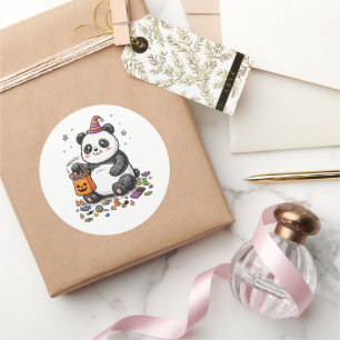 Pummeliger Halloween-Panda mit süßem Bauch & Hexen Runder Aufkleber