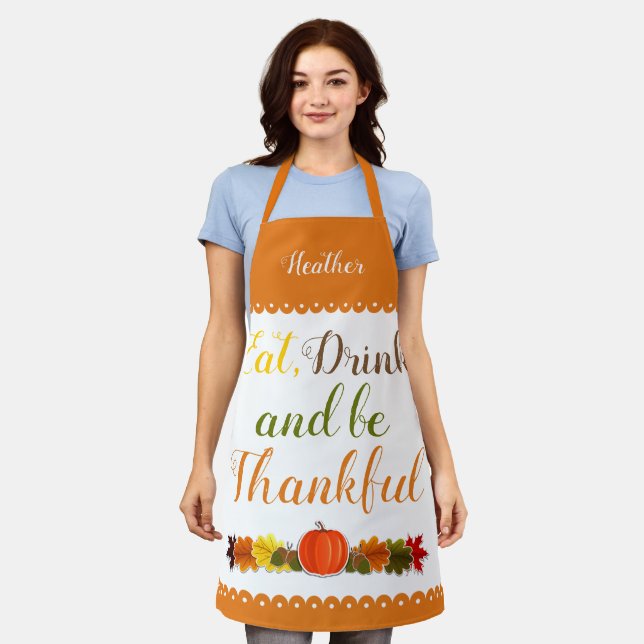 Pumpkin Blätter Anordnung typografischer Erntedank Schürze (Getragen)