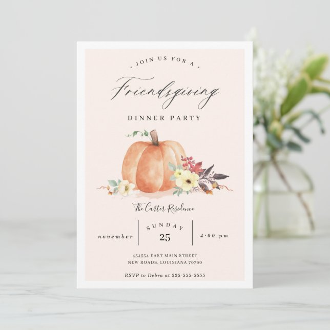 Pumpkin Friendsgiving Dinner Party Einladung (Stehend Vorderseite)