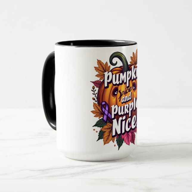 Pumpkin Gewürz und Lila Nice: Funny Fall Awarenes Tasse (Vorderseite Links)