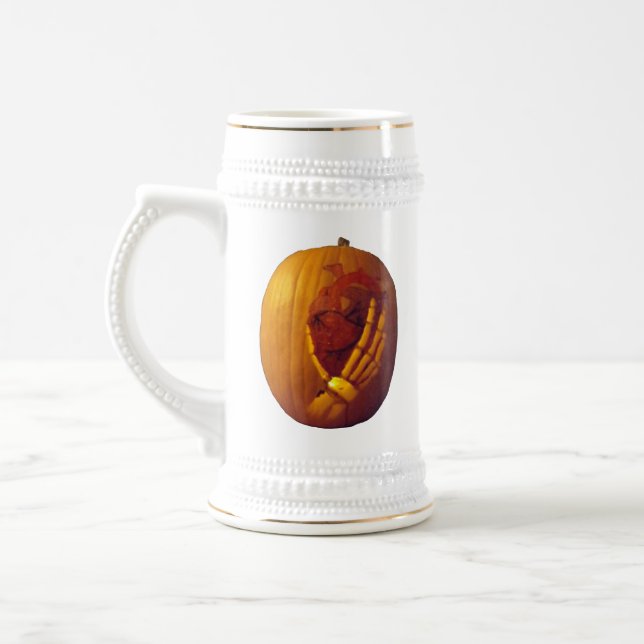 Pumpkin, Herz in Skeletthand Bierglas (Links)