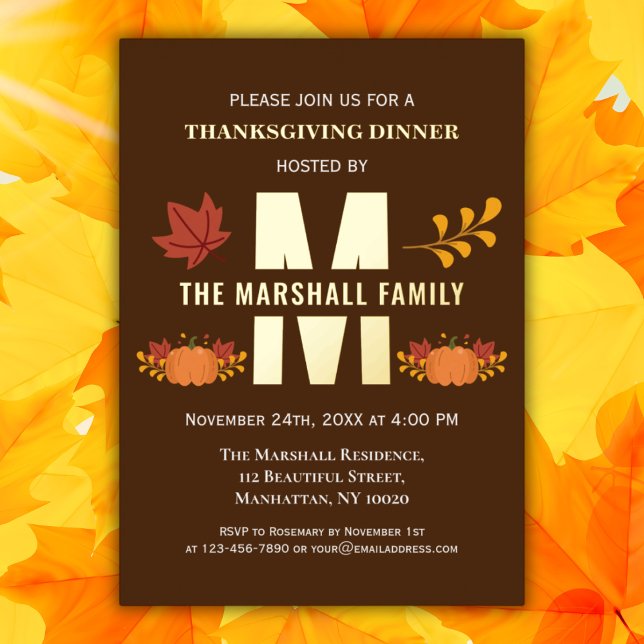 Pumpkin Monogram Happy Thanksgiving Friendsgiving Folieneinladung (Von Creator hochgeladen)