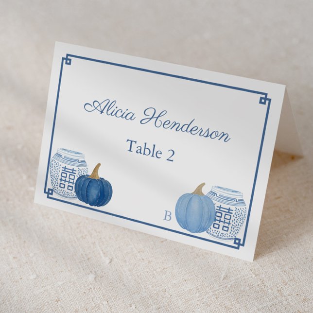Pumpkins Chinoiserie Blue White Wedding Platzkarte Tischnummer (Individual place card design featuring blue pumpkins, ginger jars and navy blue and white Greek Key)