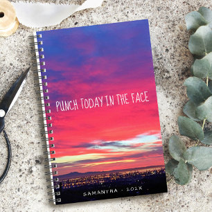 Punch aujourd'hui dans la face Hot rose Harbour Su