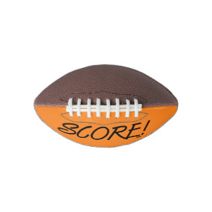 Punktzahl schwarzer und orangefarbener Mini-Fußbal Football