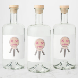 Puppe aus Voodoo Alkoholflaschenetikett
