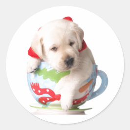 PUPPIEREN IN EINEM CUP-CHRISTMAS-STICKER RUNDER AUFKLEBER