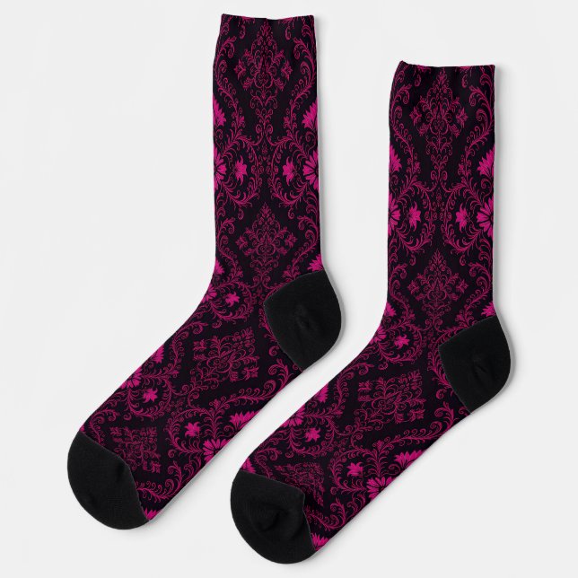 Purple and black gothic damask pattern socken (Linkes Detail)