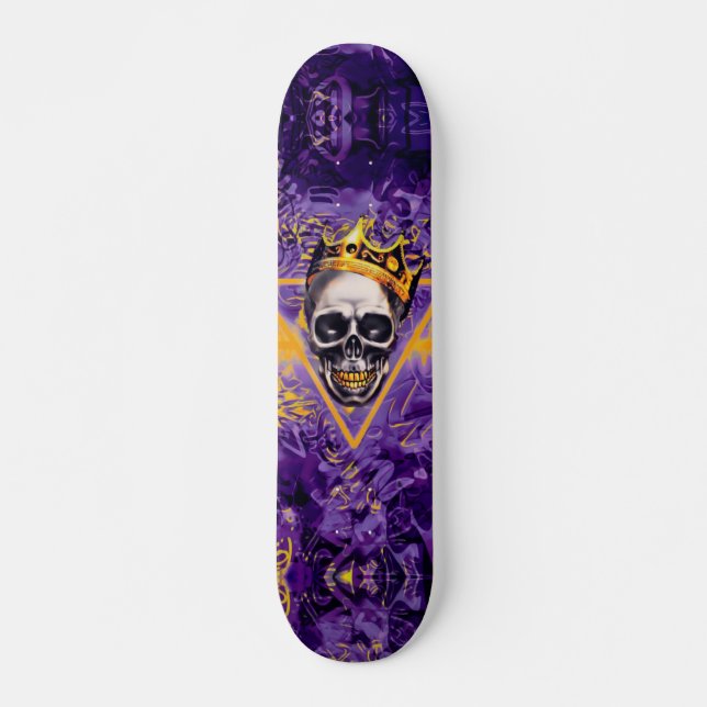 Purple and Gold Graffiti Skull King Skateboard (Vorne)