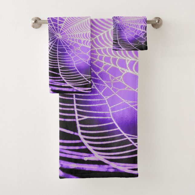 Purple Black Déplaisant Spider Web (En situation)
