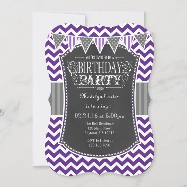 Purple Chalkboard Chevron Invitation d'anniversair (Devant)