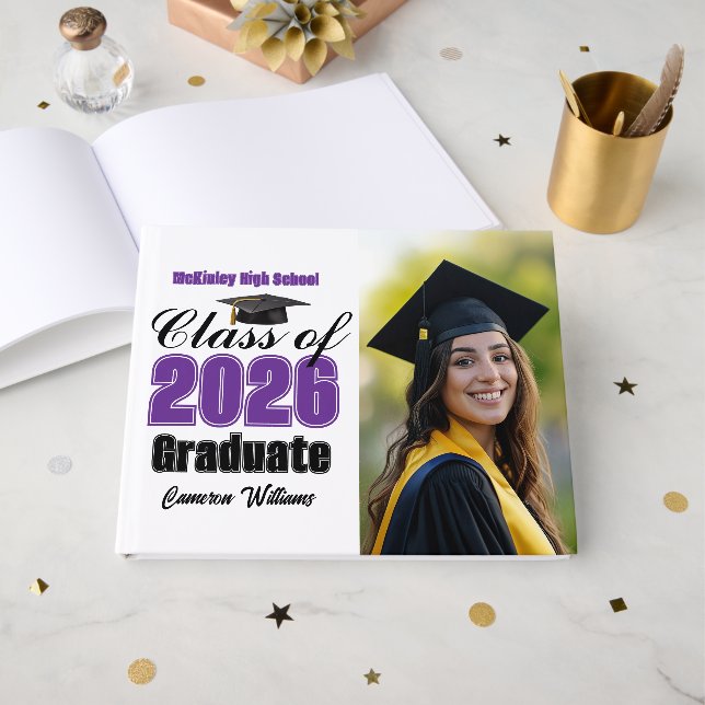 Purple Class of 2026 Graduation Photo Gästebuch (Vorderseite Offen)