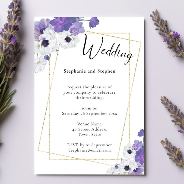 Purple Floral & Gold Geometric Wedding Einladung (Von Creator hochgeladen)
