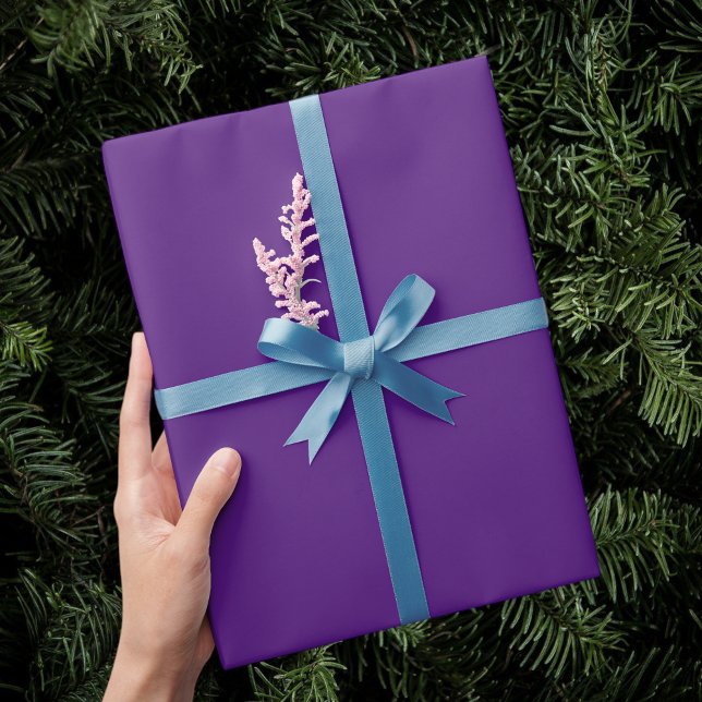 Purple gift wrap, Designer gift wrap Geschenkpapier (Von Creator hochgeladen)