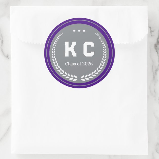 Purple & Gray  Class of 2026 Graduation Envelope Runder Aufkleber (Tasche)
