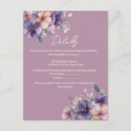Purpur, rosa Blume auf der Hochzeitskarte Begleitkarte