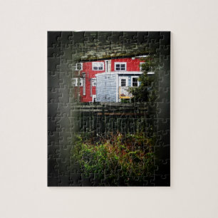 Puzzle À St. John's : Un Jour À Travers La clôture