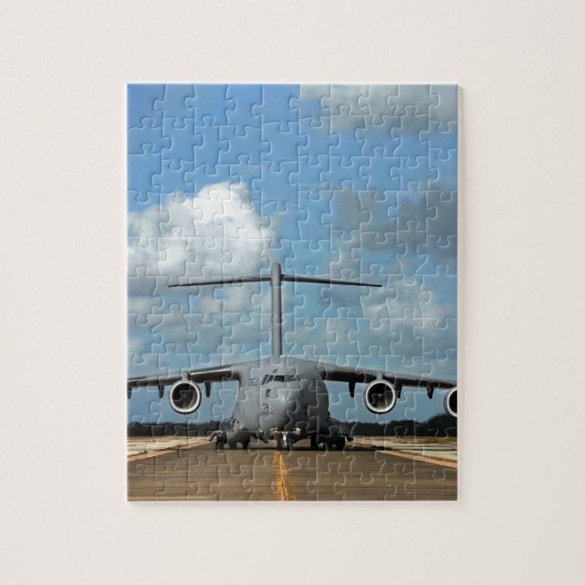 Puzzle Atterrissage d'un avion cargo militaire (Vertical)