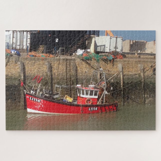 Puzzle Bateau de pêche rouge dans le port Whitstable redi (Horizontal)