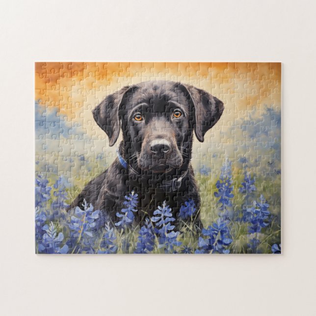 Puzzle Black Labrador dans Bluebonnets (Horizontal)