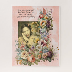 Puzzle "Blooming all Along" cite jolie fille et fleurs