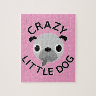 Puzzle Carlin fou petit chien sur rose