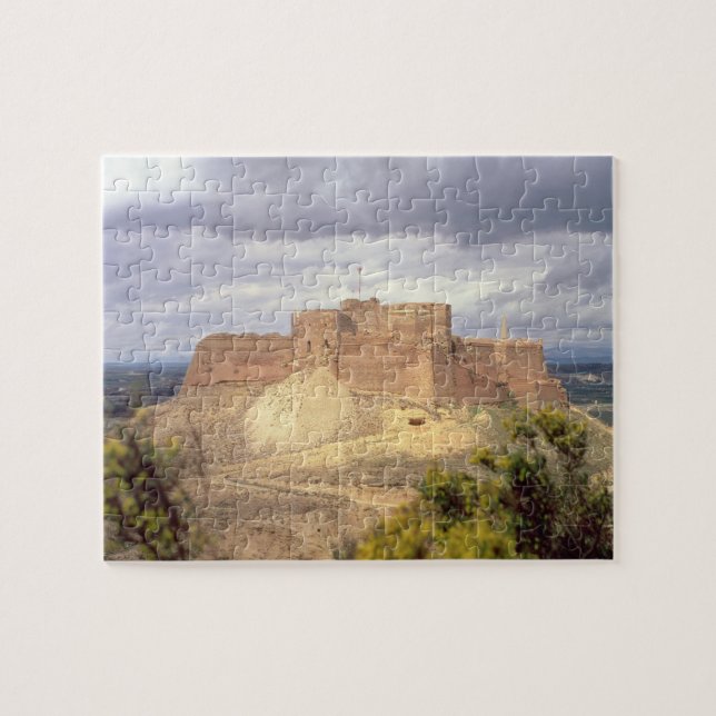 Puzzle Château de Monzon, où le Roi James a dépensé sa (Horizontal)