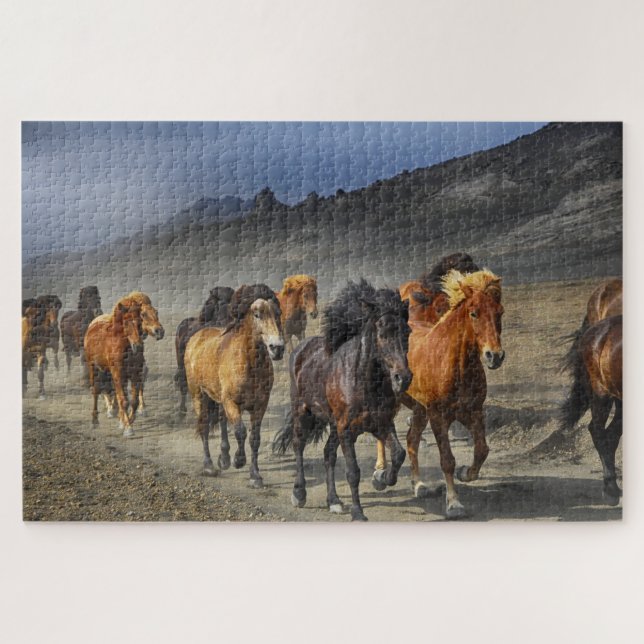 Puzzle Chevaux sauvages Dusty Desert Mountains Hills Phot (Horizontal)