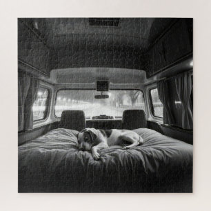 Puzzle Chien dans le lit d'un camping-car