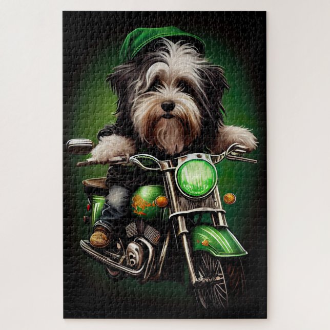 Puzzle Chien Havanais conduisant un vélo la Saint-Patrick (Vertical)