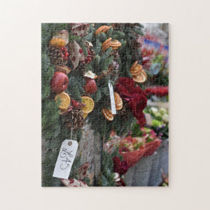 Puzzle Christmas Wreaths £45, Kensington et Chelsea, Roya
