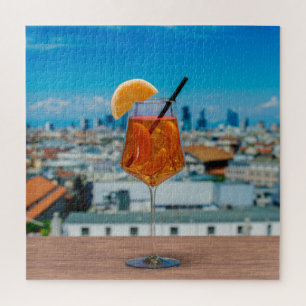 Puzzle Cocktail Spritz sur une table avec vue sur Milan