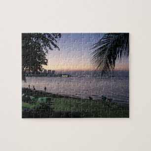 Puzzle Coucher du soleil… Chonburi, Thaïlande de plage de