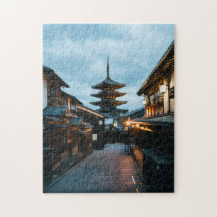 Puzzle Crépuscule à Kyoto – Rue historique de la pagode e