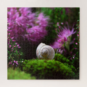 Puzzle de casse-tête de fleurs violettes d'escargo