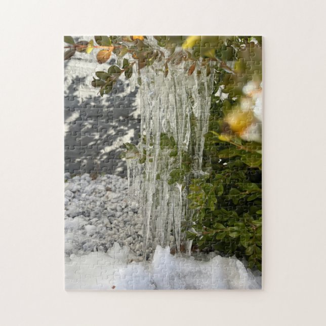 Puzzle De délicieuses glaces accrochées à un buisson (Vertical)