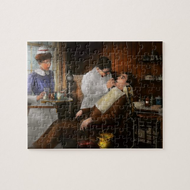 Puzzle Dentiste - Une décision incisive - 1917 (Horizontal)