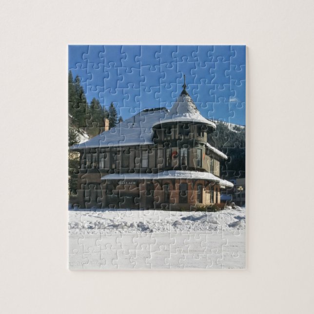 Puzzle Dépôt ferroviaire Wallace Idaho en hiver (Vertical)