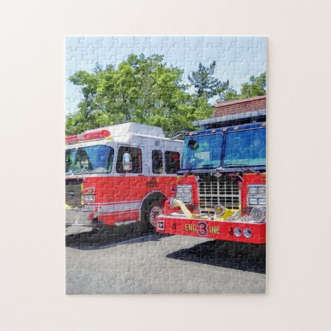 Puzzle Deux moteurs à incendie devant la cheminée (Vertical)