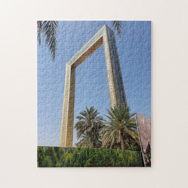 Puzzle Dubai Frame building which located à Zabeel Park (Vertical)