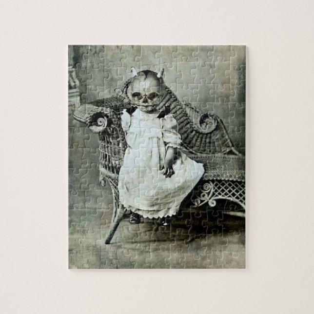 Puzzle Enfant dans le costume de Halloween (Vertical)