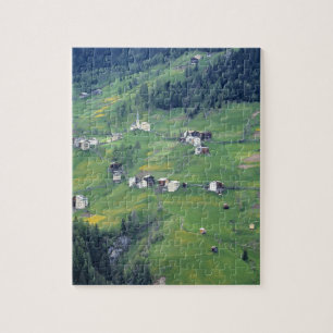 Puzzle Europe, Italie, Alpes dolomitiques. Ce minuscule v