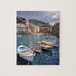 Puzzle Europe, Italie, Vernazza. Bateaux aux couleurs viv