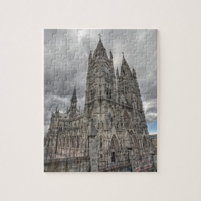 Puzzle Extérieur de la basilique de Quito, Equateur (Vertical)