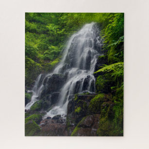 Puzzle Fairy Falls Gorge de la rivière Colombia Oregon.